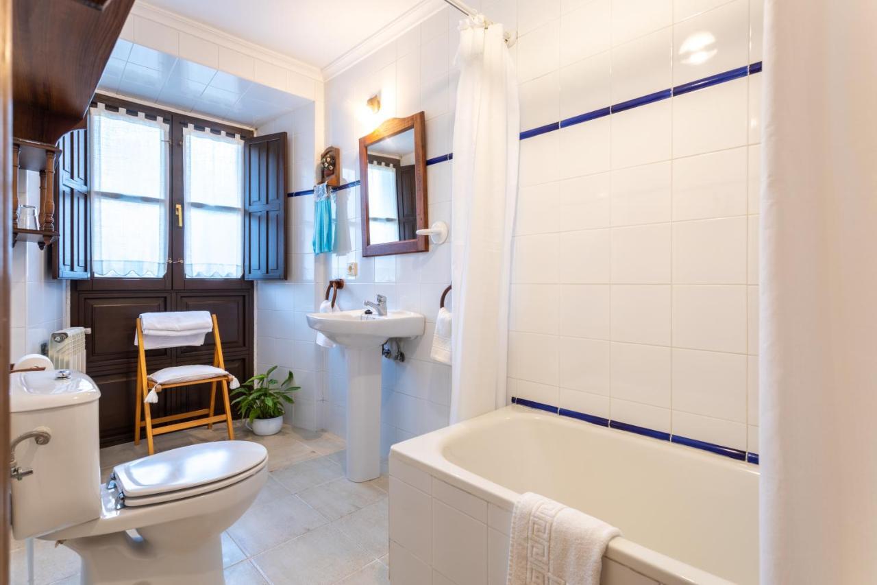 Posada De Muno Munorrodero Ngoại thất bức ảnh